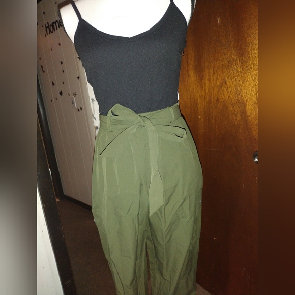 Black Top/Army Green Pants Onepiece🪖🖤 - Picture 3 of 8